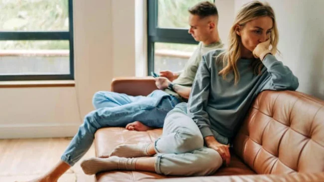 छोराको प्रेमिकासँग बुवाको सम्बन्ध थियो, जन्मिएको बच्चाको पिता को हो भन्ने कुराले दुवै तनावमा