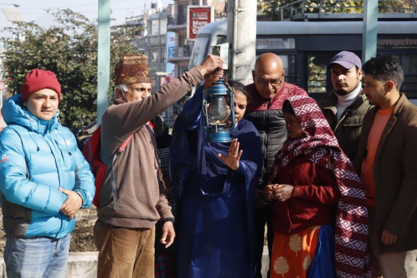 निर्मला कुर्मीको लागि न्याय माग्दै सत्याग्रही डा. केसी (फाेटाे फिचर)