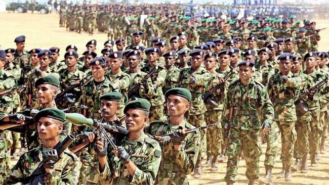 श्रीलङ्काले आधा सेना कटौती गर्ने