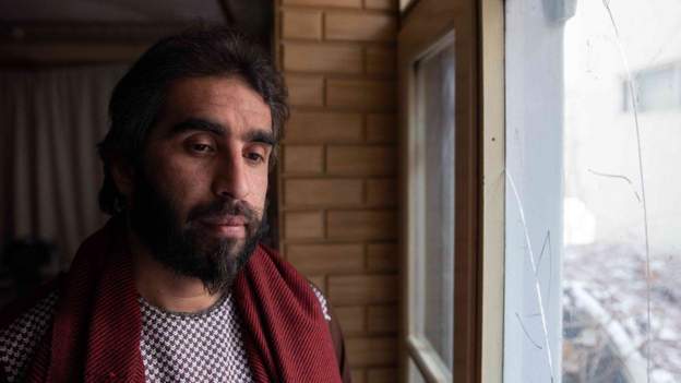 प्रत्यक्ष टिभी प्रसारणमा प्रमाणपत्र च्यात्ने प्राध्यापकलाई तालिबानले पक्राउ गर्‍यो