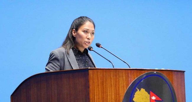 संसदमा सुमना श्रेष्ठको प्रश्न- बलात्कारी आरोपीले राष्ट्रको प्रतिनिधित्व गर्न मिल्छ ?