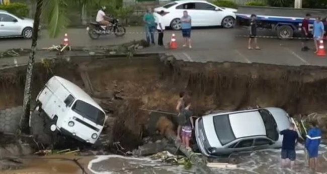 ब्राजिलमा भीषण बाढी : ३६ जनाको मृत्यु