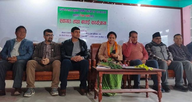 हुलाक सेवाको संरचनालाई परिवर्तन गर्न लागिएको छ : सञ्चारमन्त्री शर्मा