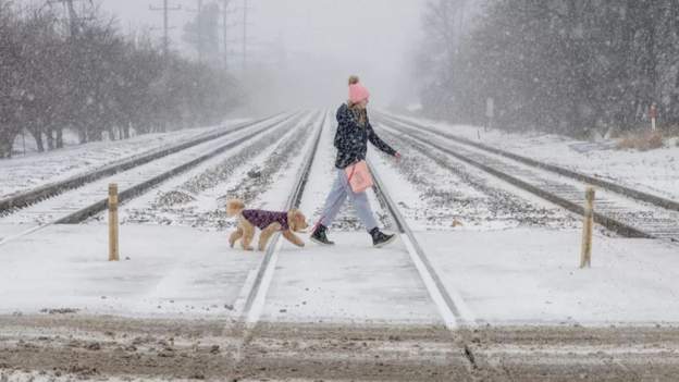 क्यानडा र अमेरिकाका धेरै राज्यमा कडा शीतलहर, तापक्रम माइनस १७ डिग्रीसम्म पुग्ने अनुमान