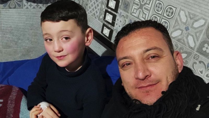 ‘छोरालाई अस्पतालमा छोडेर केही बेर बाहिर निस्किएको थिएँ, महाप्रलयजस्तै भयो’