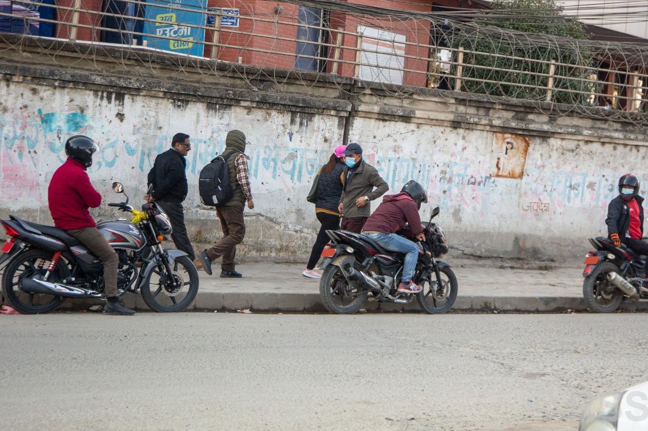 नियम विपरीत शेयर राइड गर्ने १७ चालक कारबाहीमा