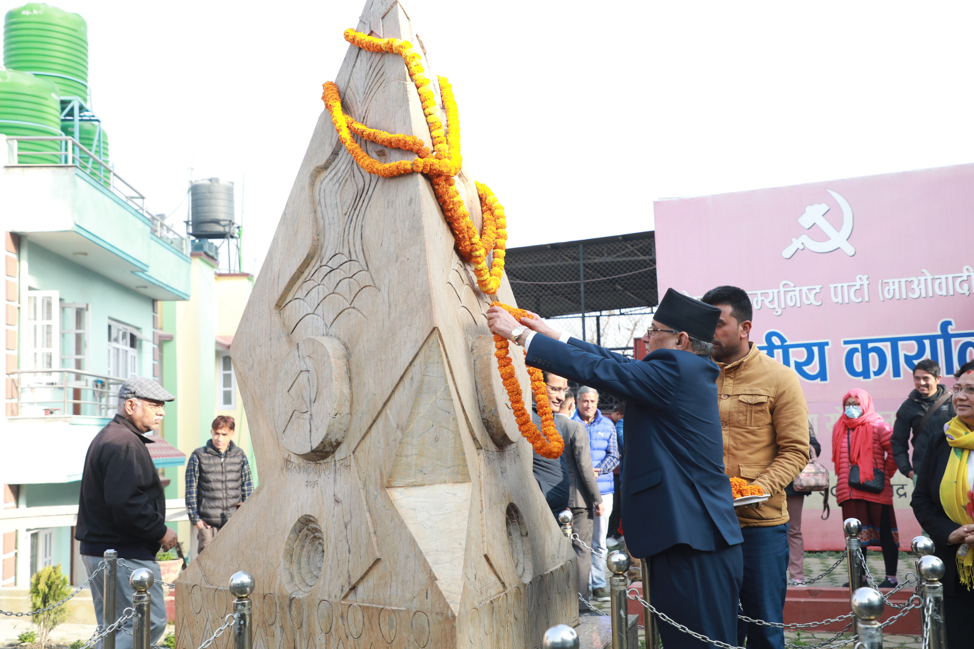 जनयुद्ध दिवस : पेरिसडाँडामा माओवादीको कार्यक्रम (फोटोफिचर)