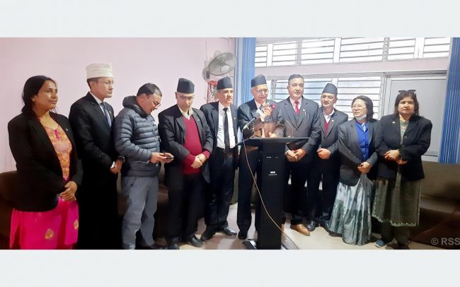 पूर्वप्रधानन्यायाधीशलाई राष्ट्रपति वा उपराष्ट्रपति नबनाउन सर्वोच्च बारको ध्यानाकर्षण