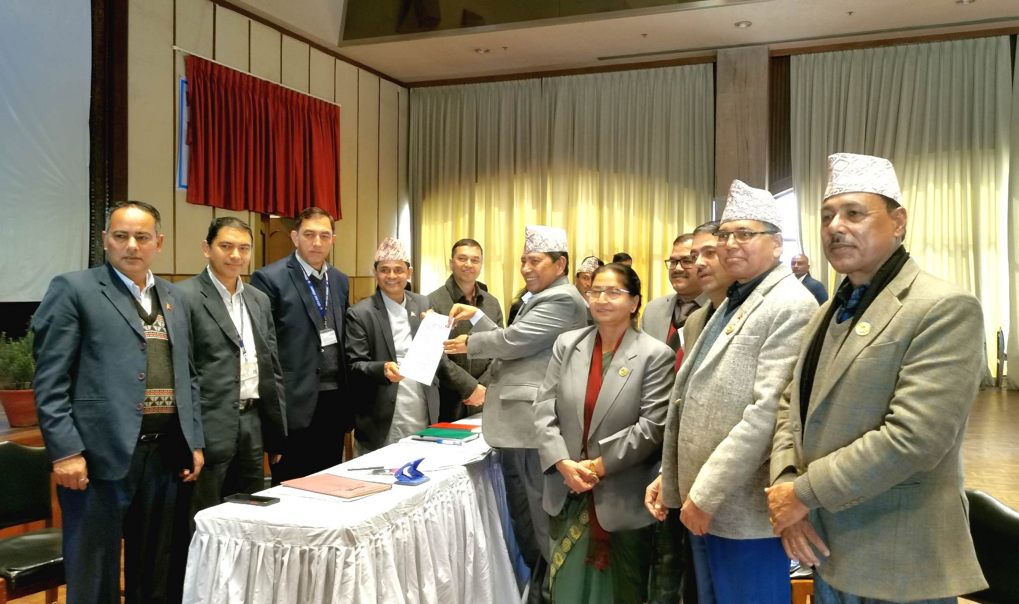 राष्ट्रिय सभा उपाध्यक्षमा  माओवादीकी उर्मिला अर्यालको उम्मेदवारी दर्ता