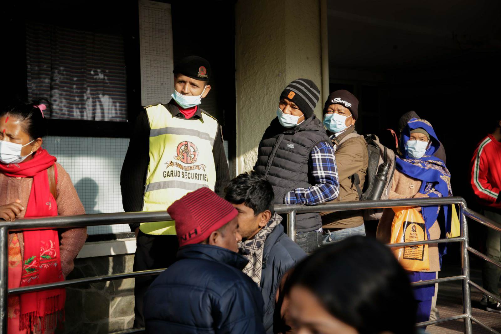 ओपडीमा आएका बिरामीलाई इर्मजेन्सीको टिकट दिएर उपचार