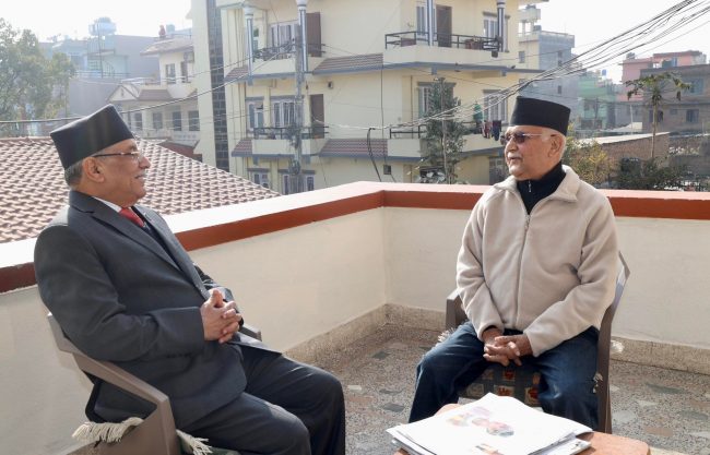 प्रधानमन्त्री प्रचण्ड-ओली भेटवार्ता : भोलि उच्चस्तरीय संयन्त्रको बैठक बस्ने सहमति