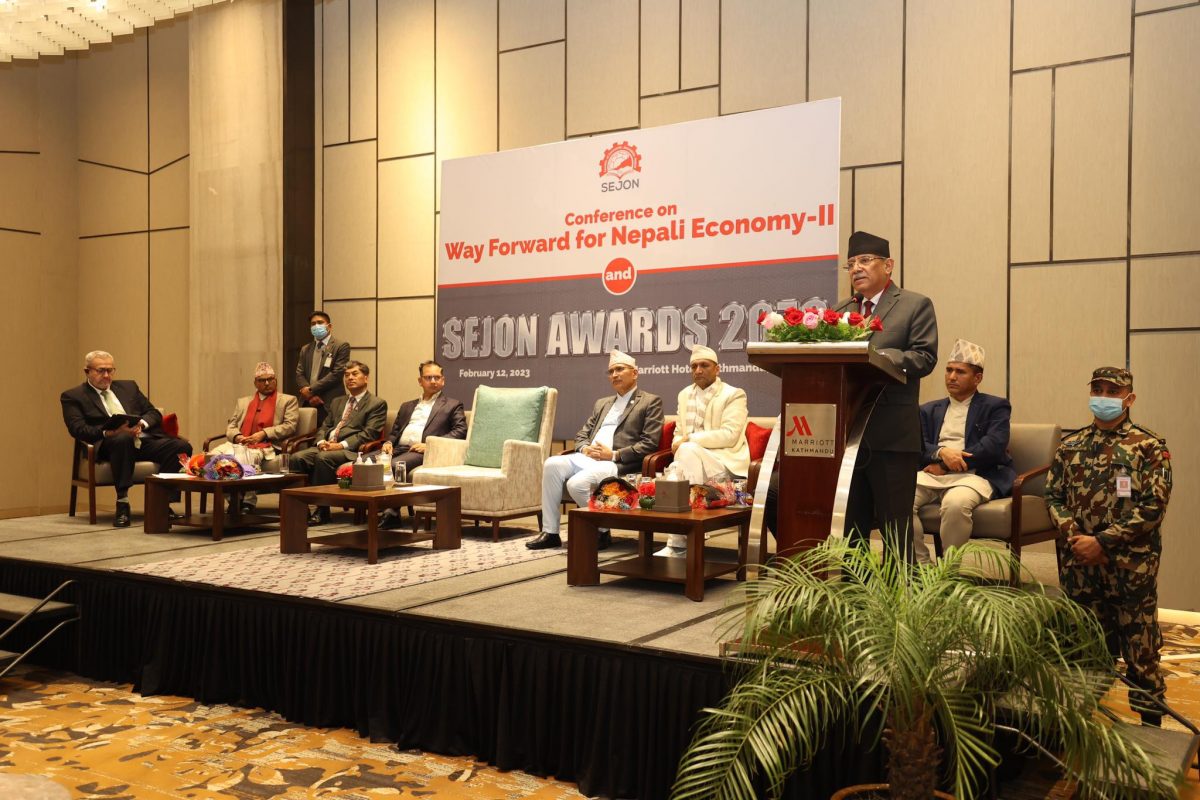 मुलुकको परिवर्तन उल्टाउने षडयन्त्रहरु देखापर्न थालेका छन्ः प्रधानमन्त्री प्रचण्ड