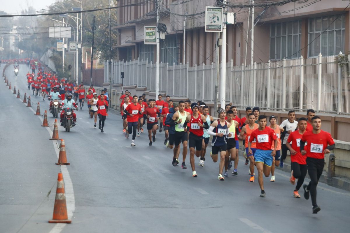 सेना दिवसको अवसरमा दौड प्रतियोगिता सम्पन्न (फोटोफिचर)