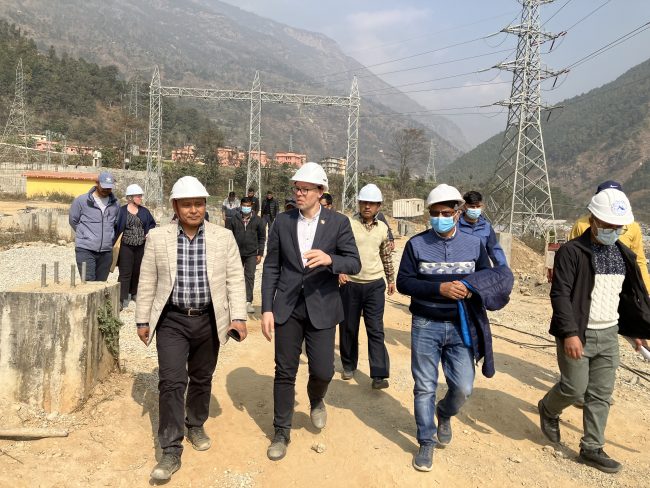 ईयुको उच्चस्तरीय टोलीद्वारा चिलिमे-त्रिशूली प्रसारण आयोजनाको स्थलगत निरीक्षण