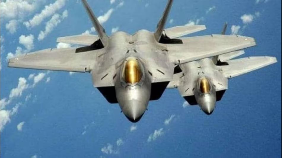 अब क्यानाडाको आकाशमा देखियो रहस्यमय ‘फ्लाइङ अब्जेक्ट’, अमेरिकाले खसालिदियो