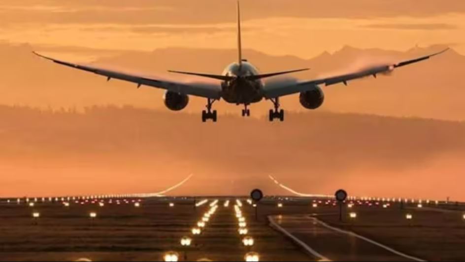 हैदराबादबाट चेन्नइका लागि उडेको जहाजमा बम भएको खबरले आतंक