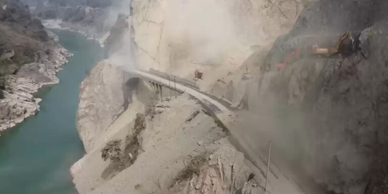 नारायणगढ-मुग्लिन सडकमा थप १५ दिन दिउँसोको समयमा सवारी बन्द गरिने