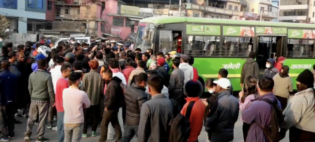 आन्दोलनरत यातायात मजदुरलाई वार्ताका लागि आह्वान