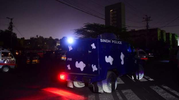 कराँची प्रहरी मुख्यालयमा भारी गोलीबारी, कम्तिमा सात आक्रमणकारीले गोली चलाए