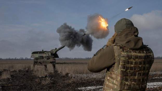 १ वर्षदेखि युद्ध झेलिरहेको युक्रेनको रक्षा मन्त्रालयमै भ्रष्टाचार ! मन्त्री बदल्ने तयारी