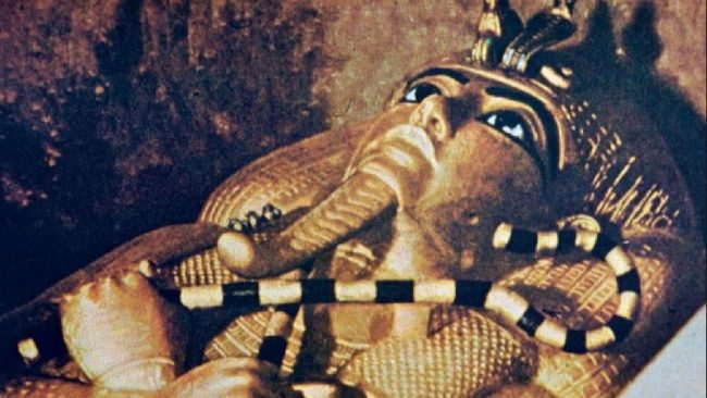 युवा राजाको रहस्यमय चिहान, जसको श्रापले अझै पनि सबैलाई तर्साउँछ