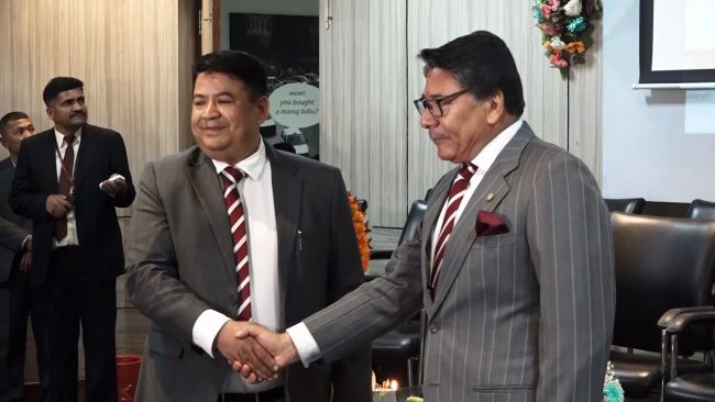 हिमालयन बैंक र सिभिल बैंकले शुक्रबारदेखि संयुक्त कारोबार सुरु (भिडियो)