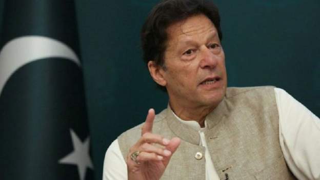 अदालतको फैसलापछि इमरान खानको समस्या बढ्यो