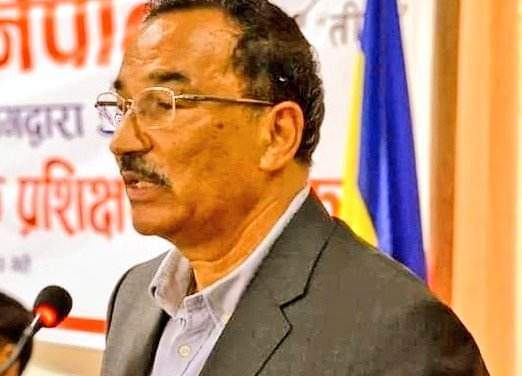 मुलुक समस्याको भुमरीमा छ, ताली र सस्तो कुरामा नअलमलिऔं : कमल थापा