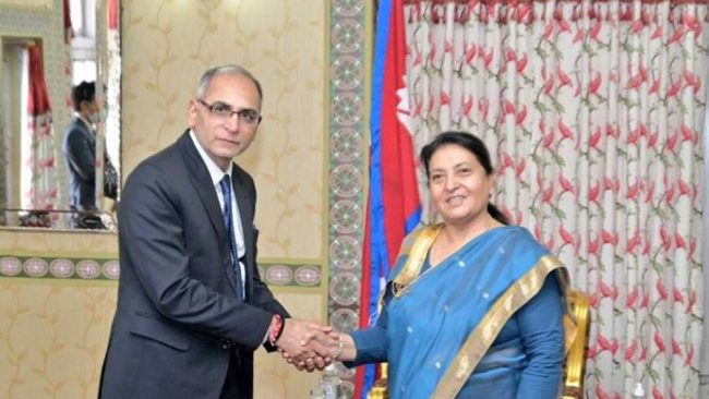 राष्ट्रपति भण्डारीसँग भारतीय विदेश सचिव क्वात्राको भेटवार्ता