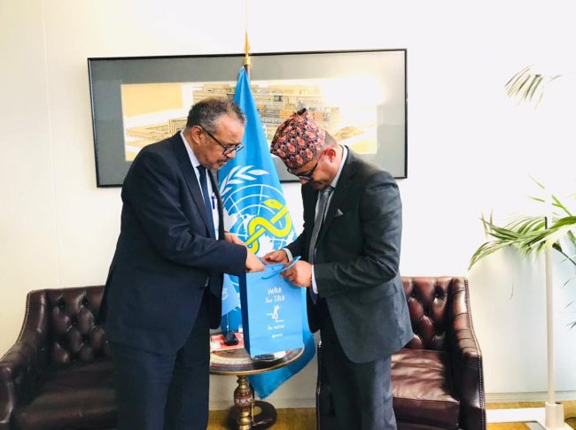 स्वास्थ्य मन्त्री गिरी र डब्लुएचओको प्रमुख टेड्रोसबीच भेटवार्ता