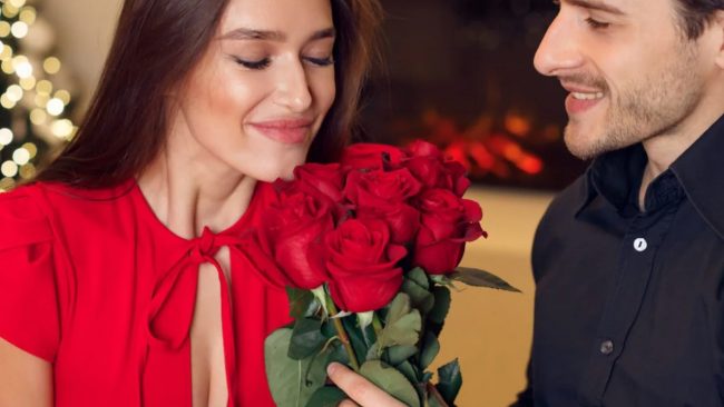 सुरु भयो भ्यालेन्टाइन वीक: आज ‘रोज डे’