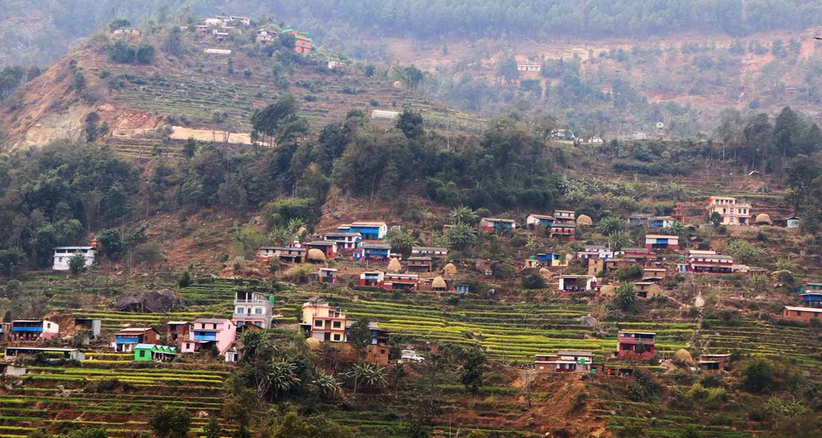 बान्द्रेगाउँमा खानेपानीको हाहाकार