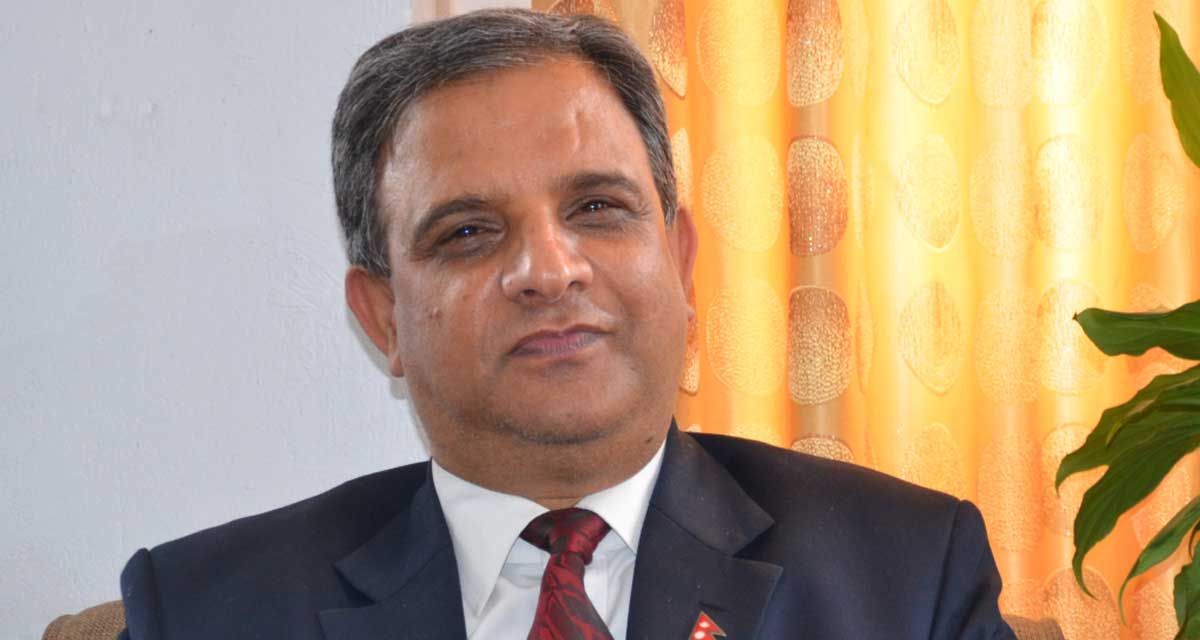 सेवाग्राहीलाई झन्झट नदिनुस् : सचिव रेग्मी