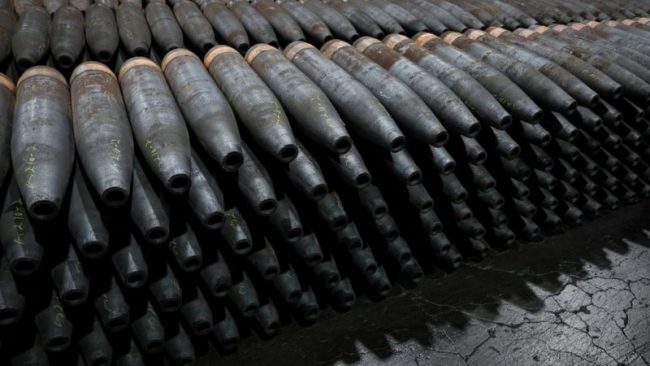 बेलायतले युक्रेनलाई गोलाबारुद दिन पाकिस्तानसँग सम्झौता गर्‍यो