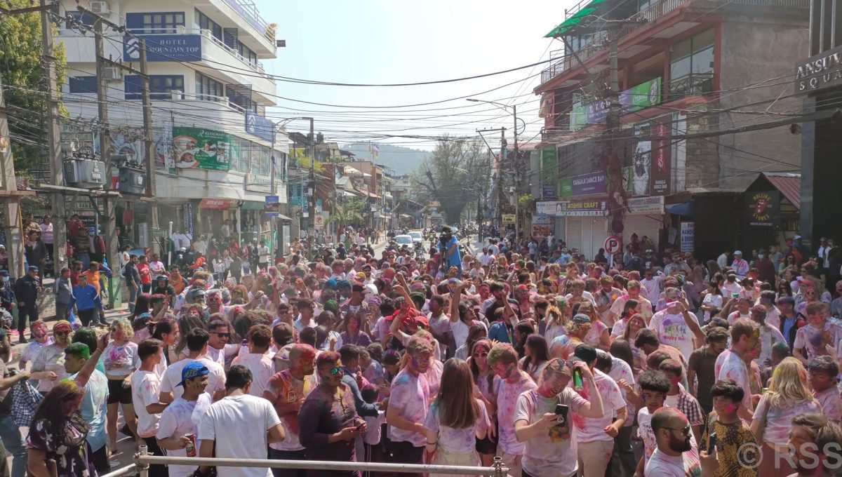 हिमाली र पहाडी जिल्लामा मनाइयो फागुपूर्णिमा पर्व