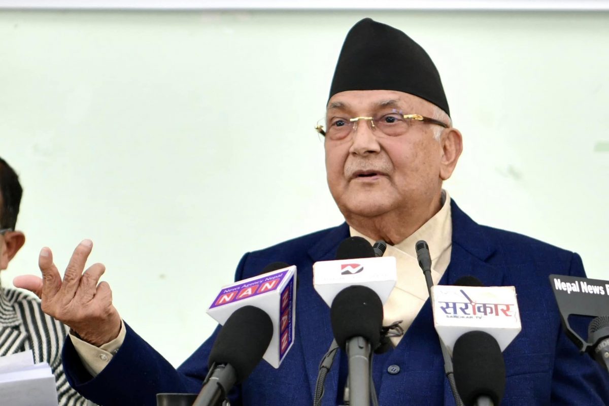 राजनीतिमा फउल खेल्नेहरुले कम्युनिष्ट आन्दोलनलाई कमजोर बनाएः केपी ओली