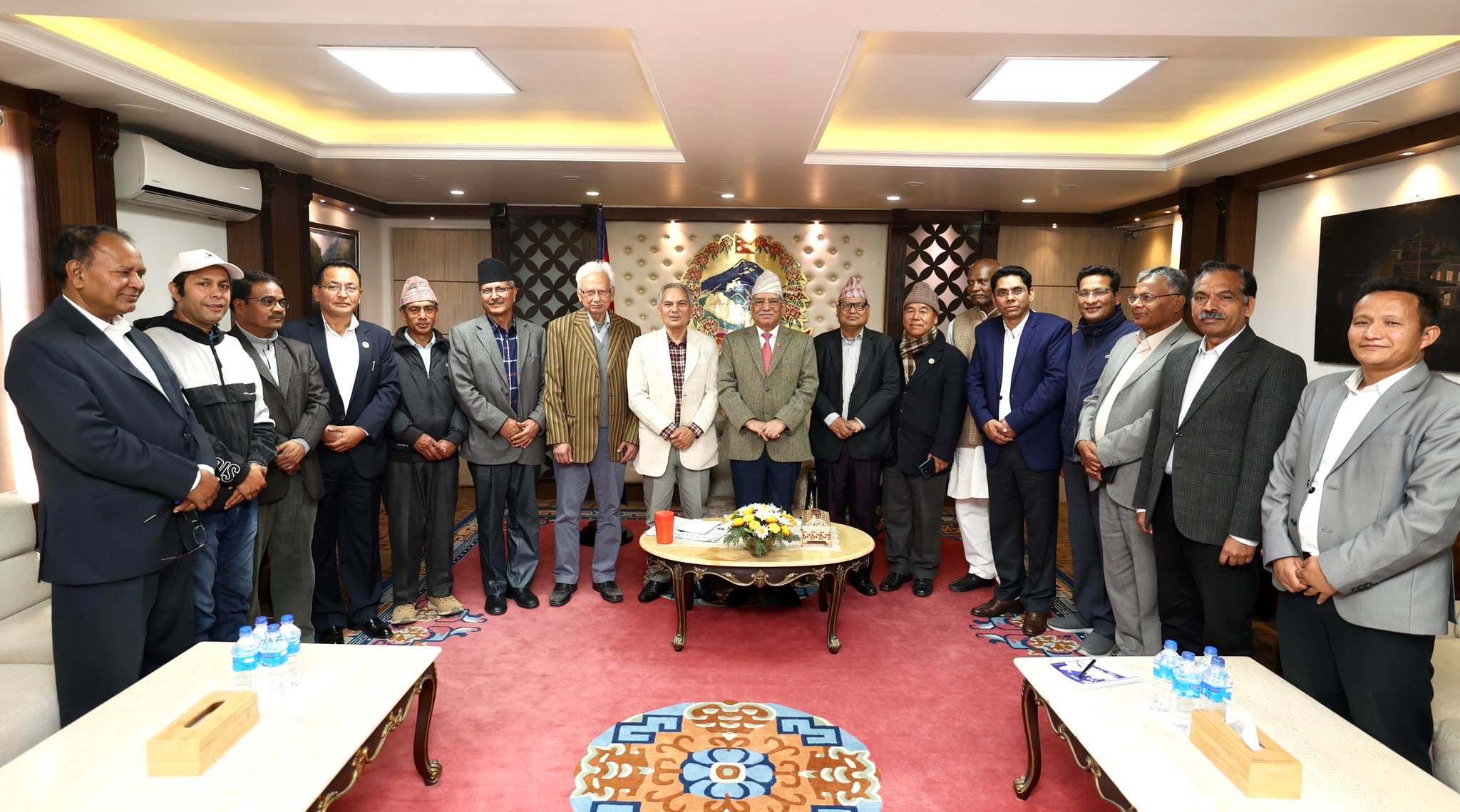 माओवादी घटकहरुको बैठक बस्दै