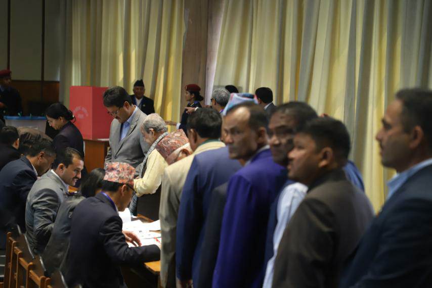 राष्ट्रपति निर्वाचनमा १ बजेसम्म ६ सय ९४ मतदान