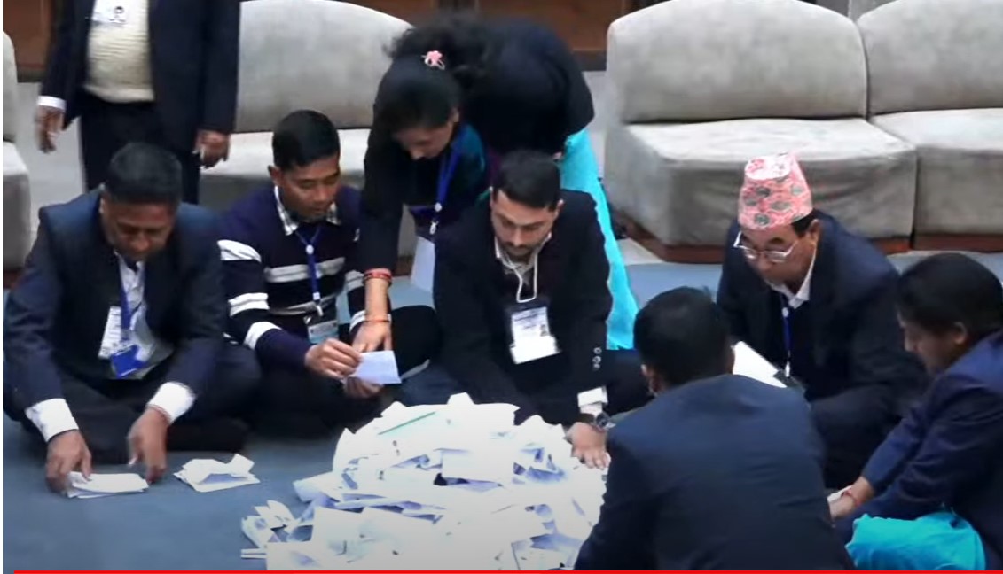 राष्ट्रपतिको निर्वाचनको मतगणना सुरु