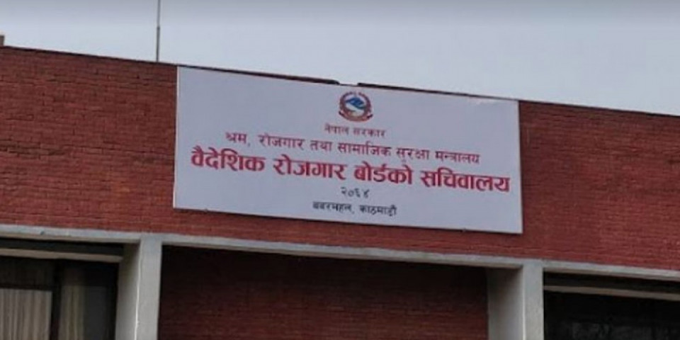 रोजगारीका लागि विदेशमा हुनुहुन्छ? स्वास्थ्यमा समस्या आए यी नम्बरमा सम्पर्क गर्नुस्