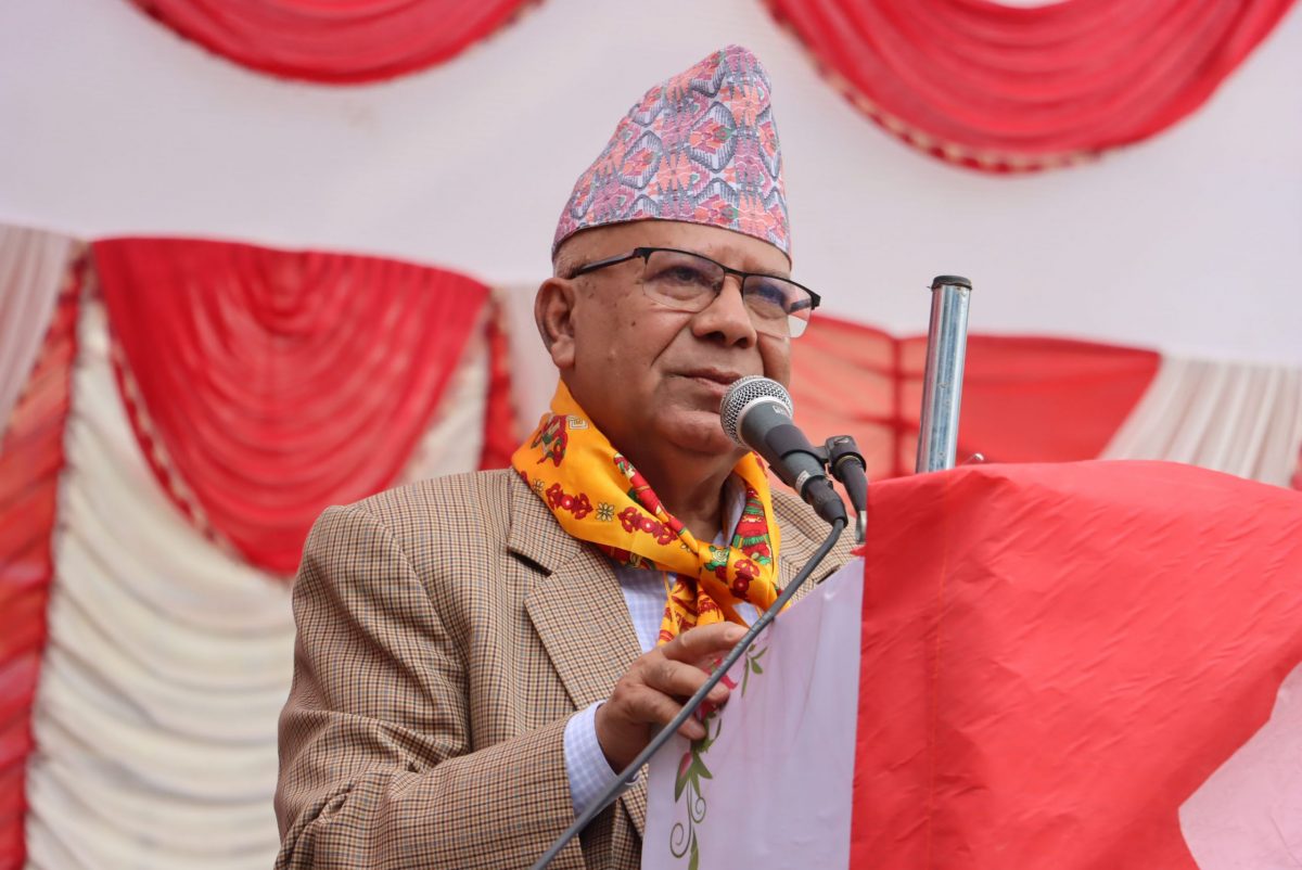 गल्ती स्वीकार नगर्ने पार्टीसँग एकता सम्भव छैनः माधव नेपाल