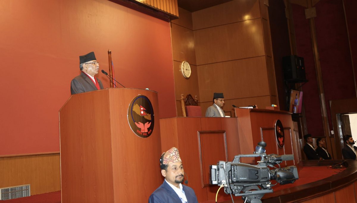 संविधान उल्टाउने कसरत भइरहेको छः प्रधानमन्त्री