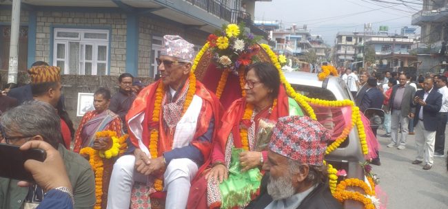 वरिष्ठ कार्टुनिष्ट वात्स्यायनलाई नागरिक अभिनन्दन