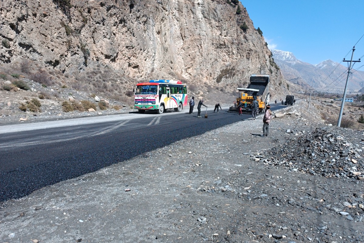 सडक विस्तार गर्न बागलुङ-बेनी खण्ड बन्द