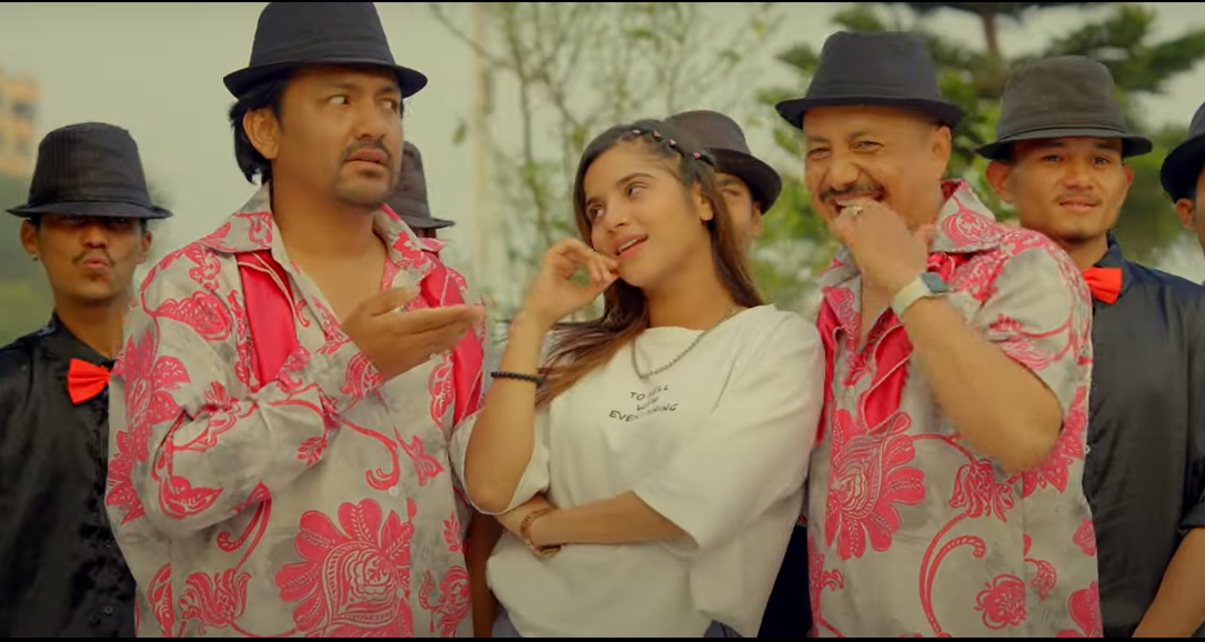 सामारिकालाई फकाउन दुई भाईको प्रतिस्पर्धा, कस्ले मार्ला बाजी ?