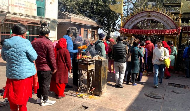 आज चैते दशैं मनाइँदै