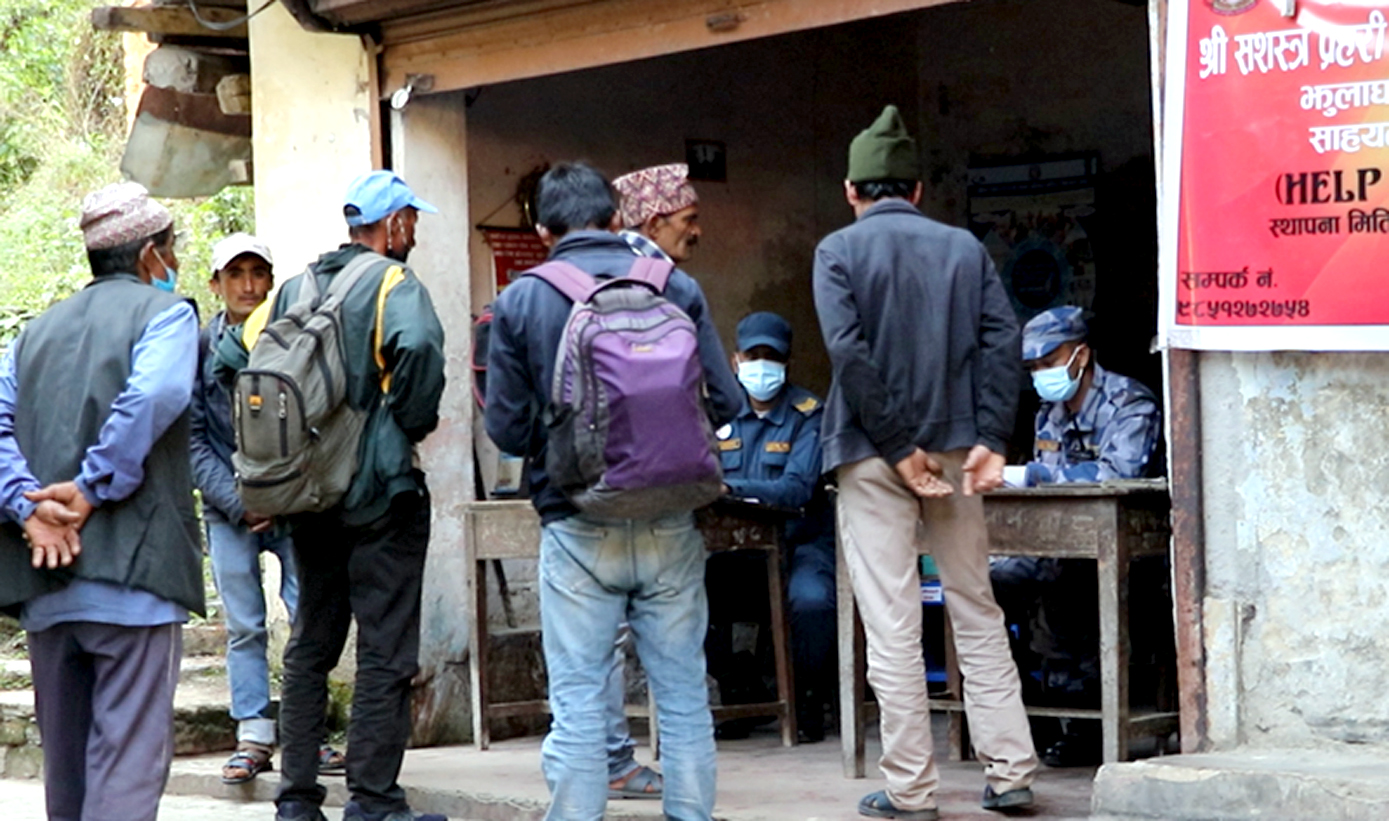 कोरोना जोखिम बढेपछि भारतबाट फर्किने निगरानीमा, सीमामा कडाइ