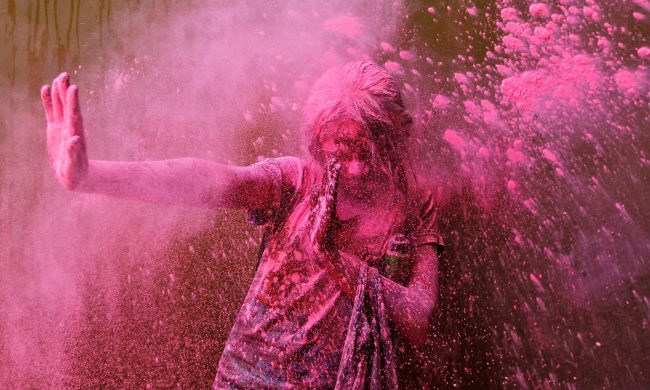 मौलिकता गुमाउँदै सुदूरपश्चिमको होली