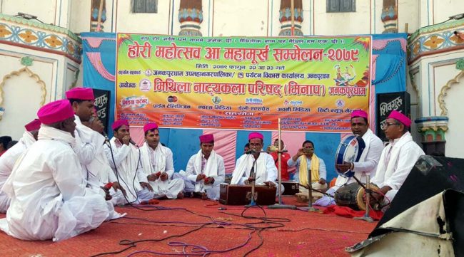 महामूर्ख साबित हुन तछाडमछाड