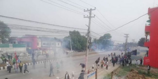 कोशी प्रदेशको विरोधः १७ राउण्ड हवाई फायर